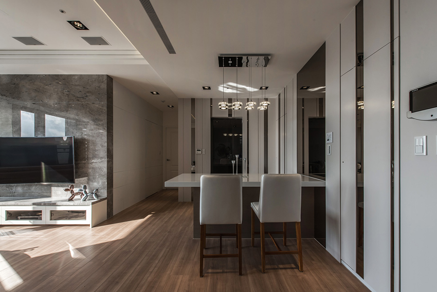 120平現代風格裝修效果圖[大連-中山區(qū)-秀月麒林]